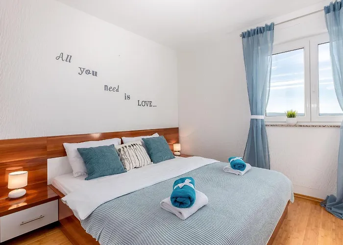 Marija Mit Gemeinschaftspool By Interhome Apartman *