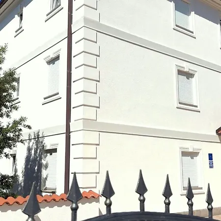 Marija Mit Gemeinschaftspool By Interhome Lejlighed *