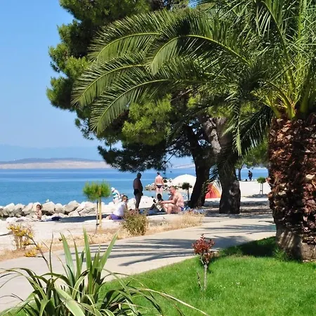 Marija Mit Gemeinschaftspool By Interhome * Crikvenica