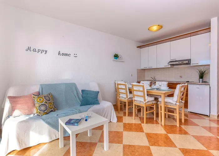 Marija Mit Gemeinschaftspool By Interhome * Crikvenica