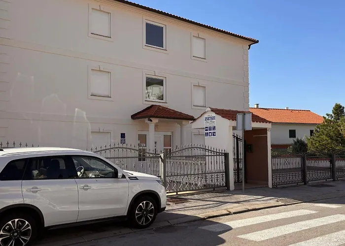 Marija Mit Gemeinschaftspool By Interhome Lejlighed Crikvenica